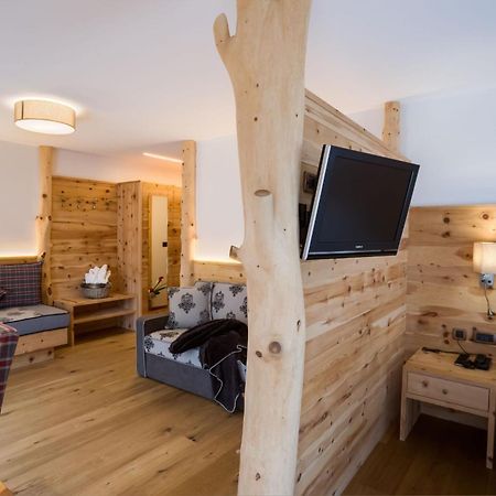 Hotel Muliac Selva di Val Gardena Bagian luar foto