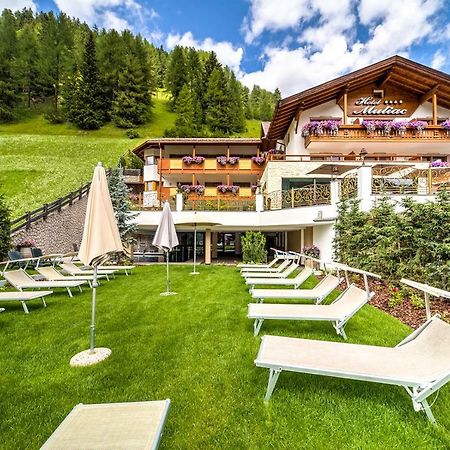 Hotel Muliac Selva di Val Gardena Bagian luar foto