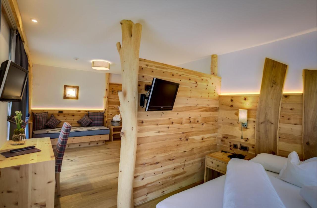 Hotel Muliac Selva di Val Gardena Bagian luar foto