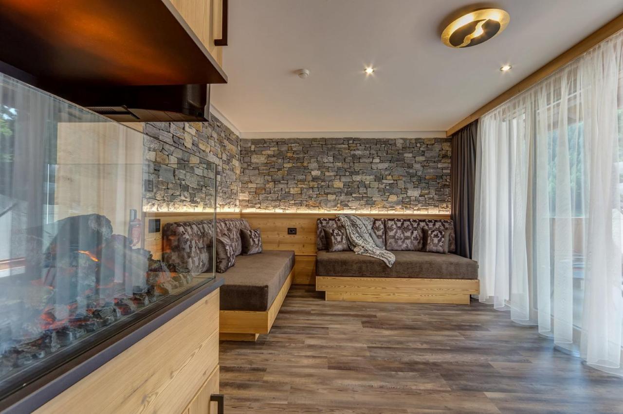 Hotel Muliac Selva di Val Gardena Bagian luar foto