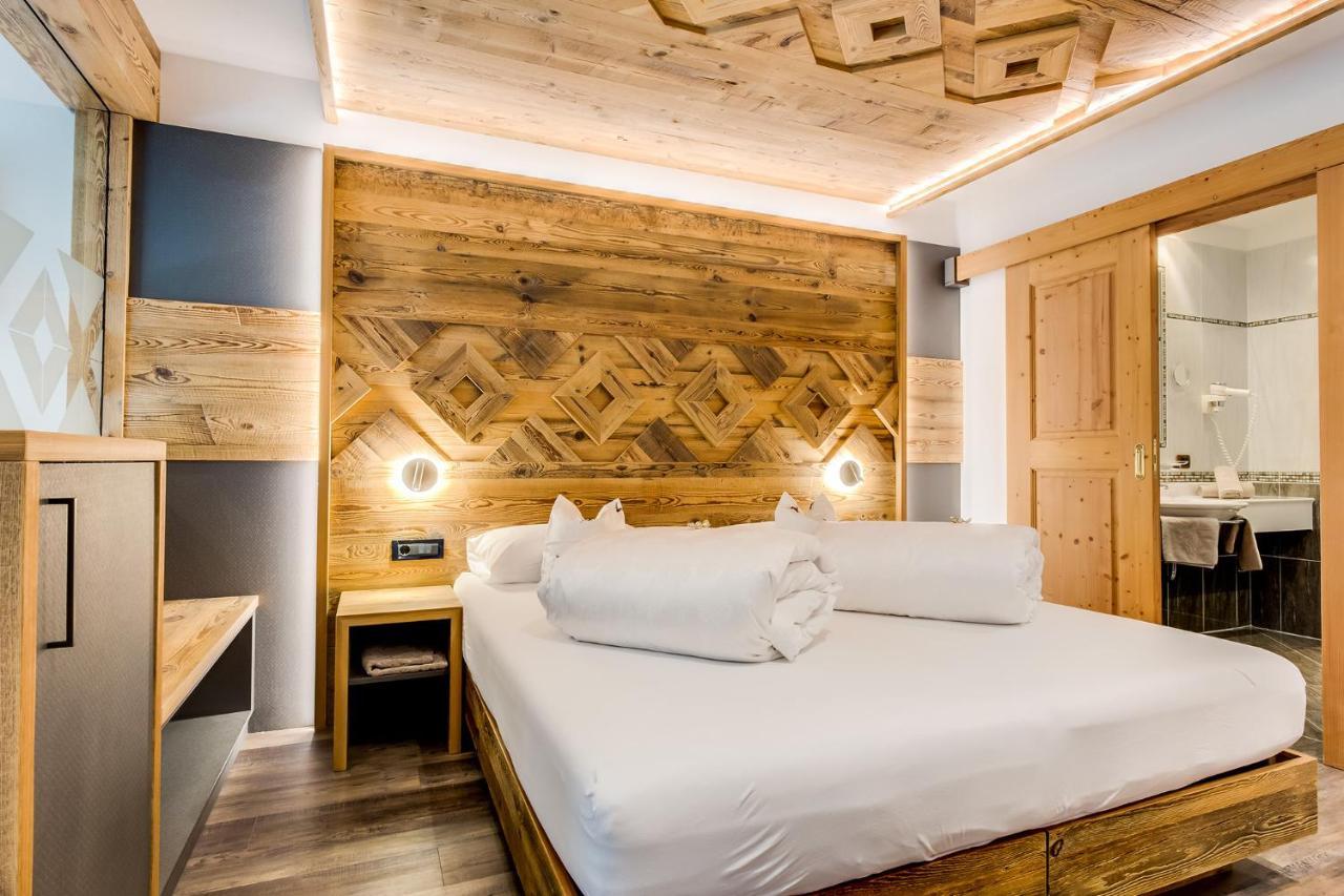 Hotel Muliac Selva di Val Gardena Bagian luar foto