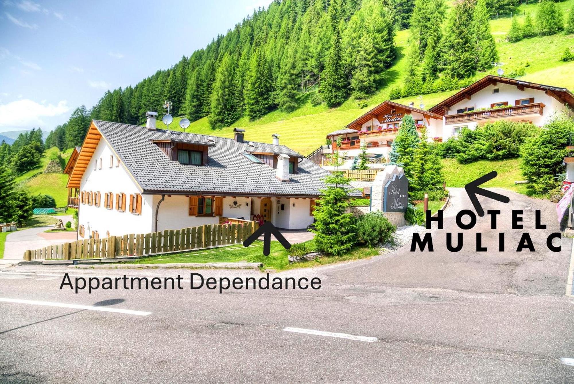 Hotel Muliac Selva di Val Gardena Bagian luar foto