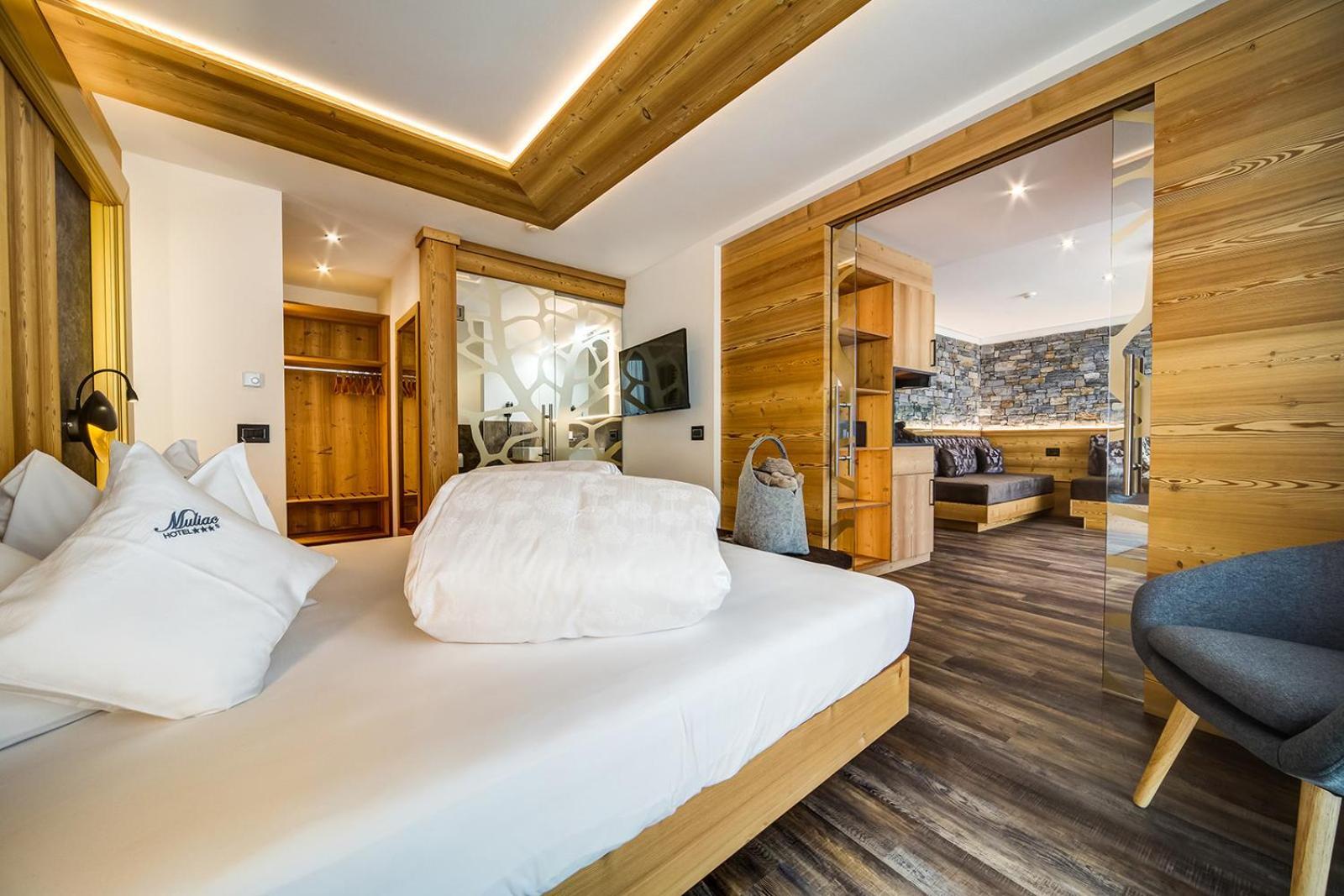 Hotel Muliac Selva di Val Gardena Bagian luar foto
