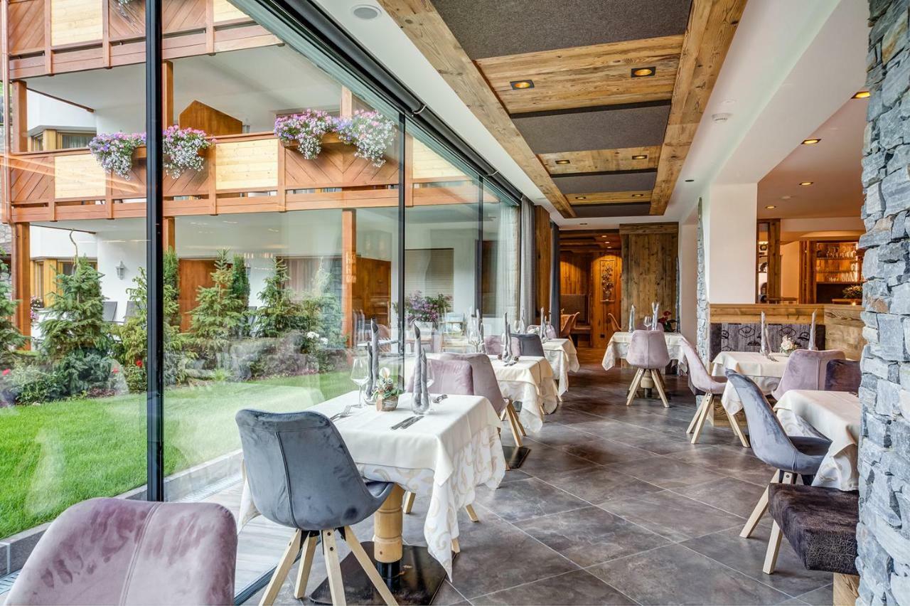 Hotel Muliac Selva di Val Gardena Bagian luar foto