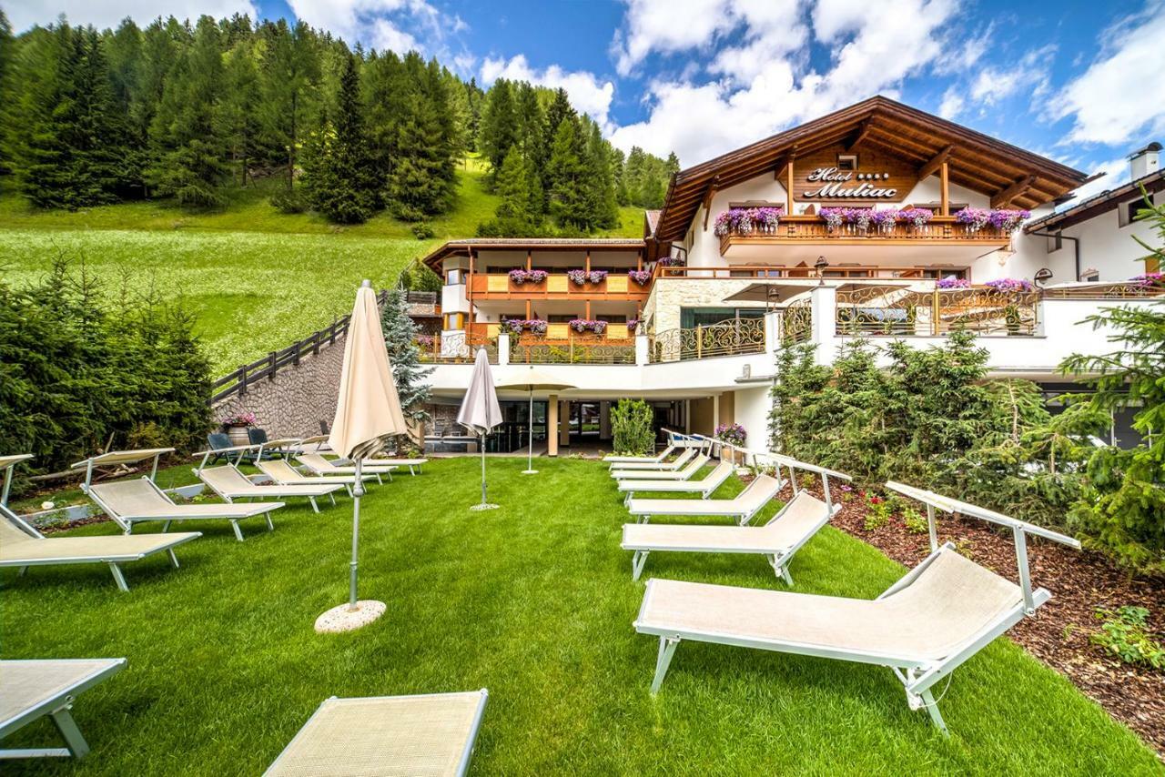 Hotel Muliac Selva di Val Gardena Bagian luar foto
