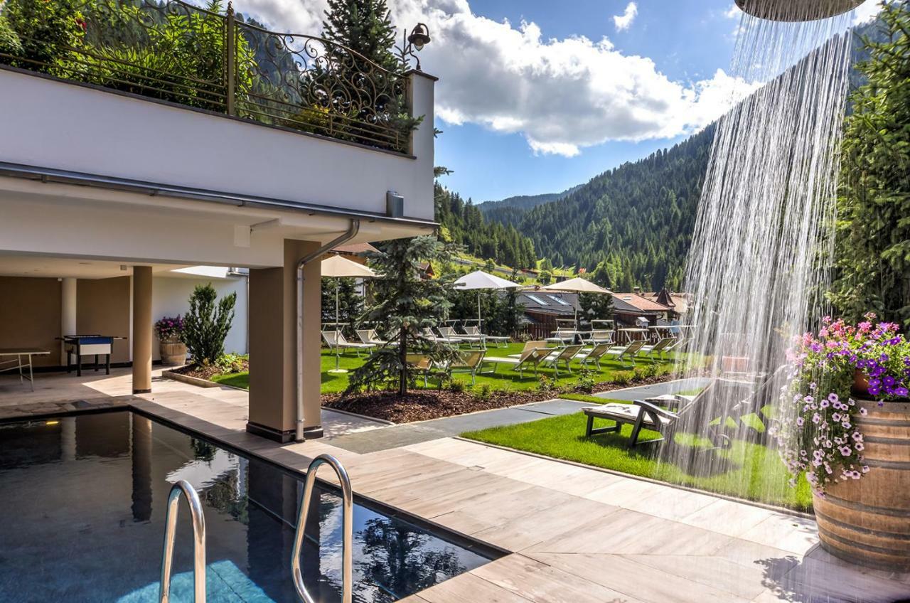 Hotel Muliac Selva di Val Gardena Bagian luar foto